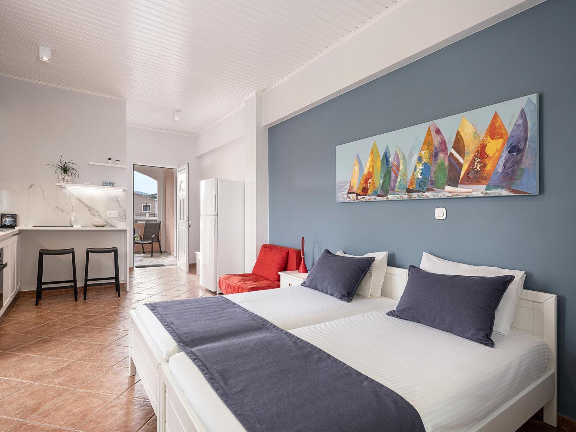 Elena Seafront Luxury Apartments Almirida Habitación foto
